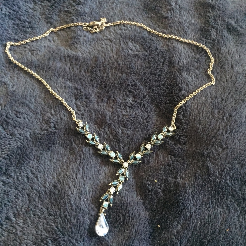 Fashion elegant necklace